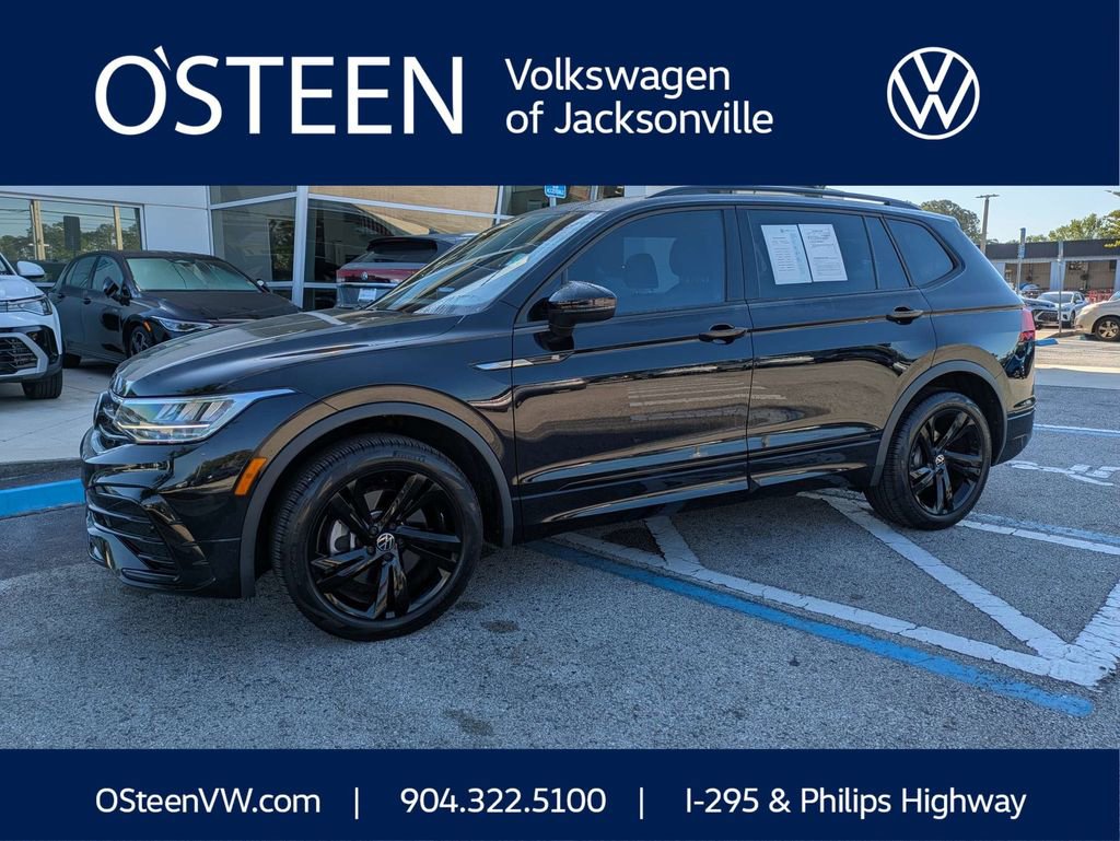 Certified 2024 Volkswagen Tiguan SE R-Line