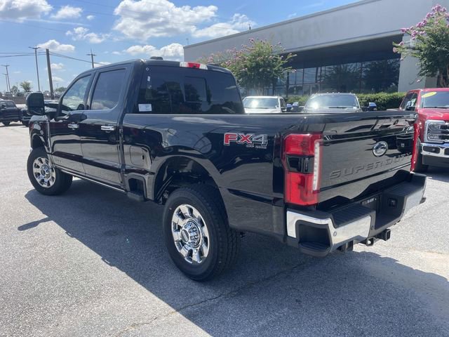 2025 Ford F350 Lariat