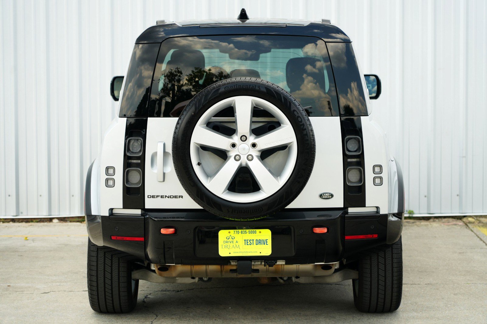 2023 Land Rover Defender 110 X