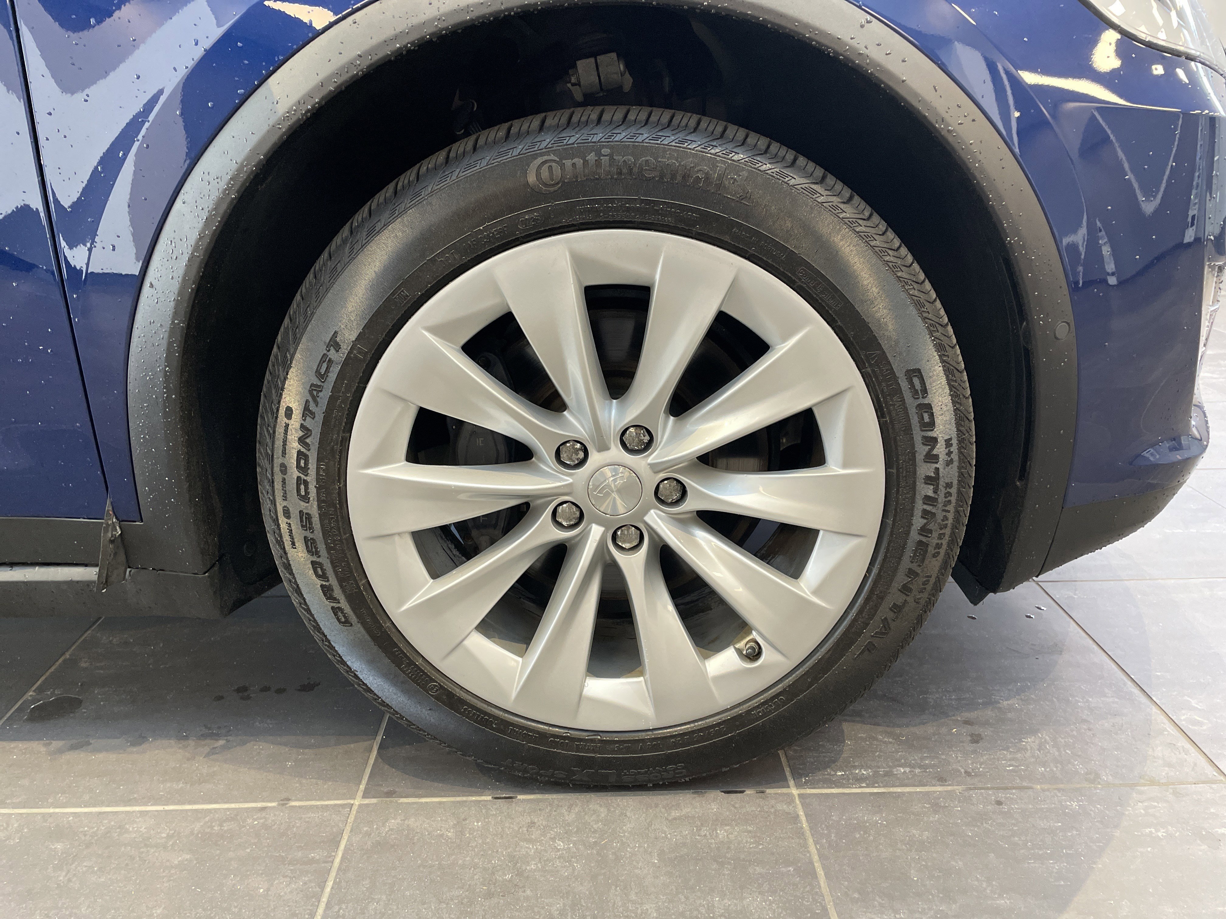 2019 Tesla Model X Long Range