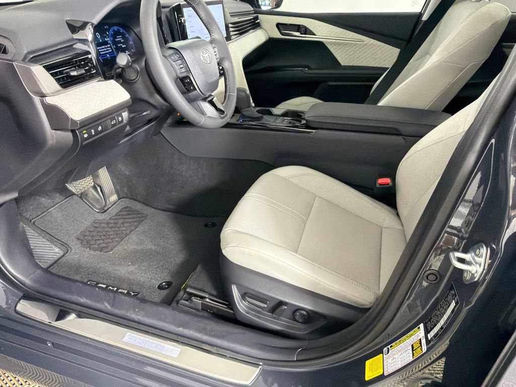 2025 Toyota Camry XLE