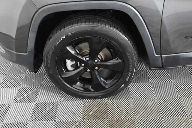 2017 Jeep Cherokee Sport