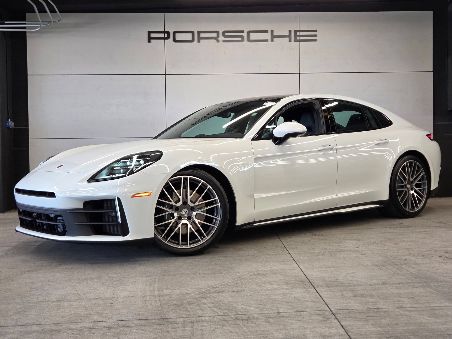 New 2026 Porsche Panamera 4