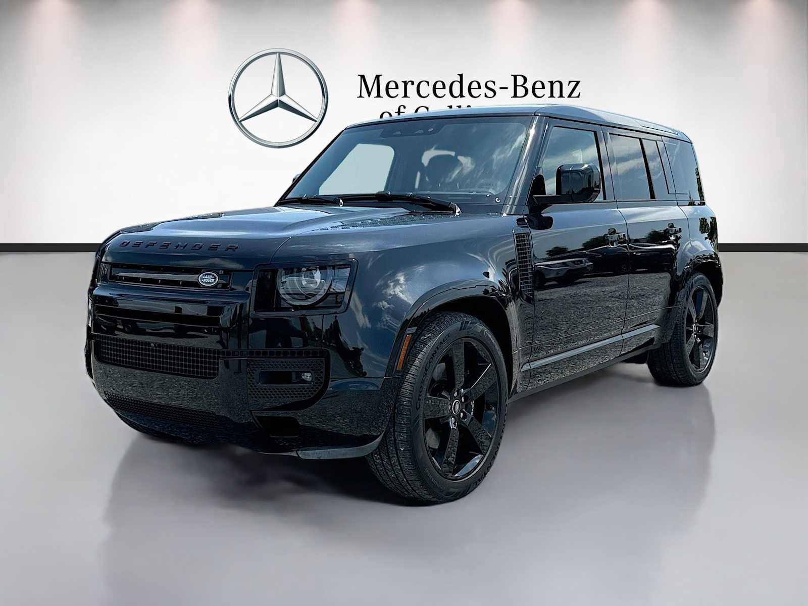 Used 2025 Land Rover Defender 110 V8