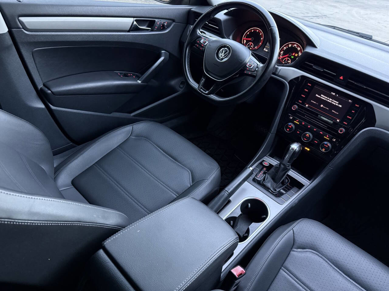 2020 Volkswagen Passat 2.0T SE