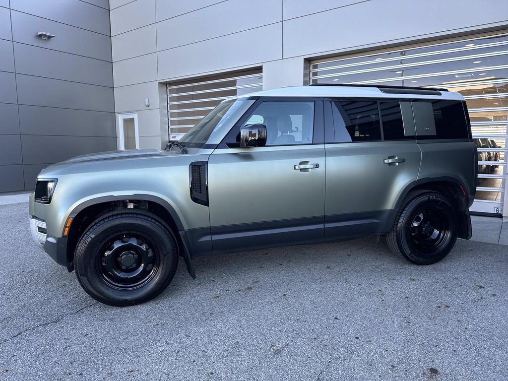 2024 Land Rover Defender 110 S