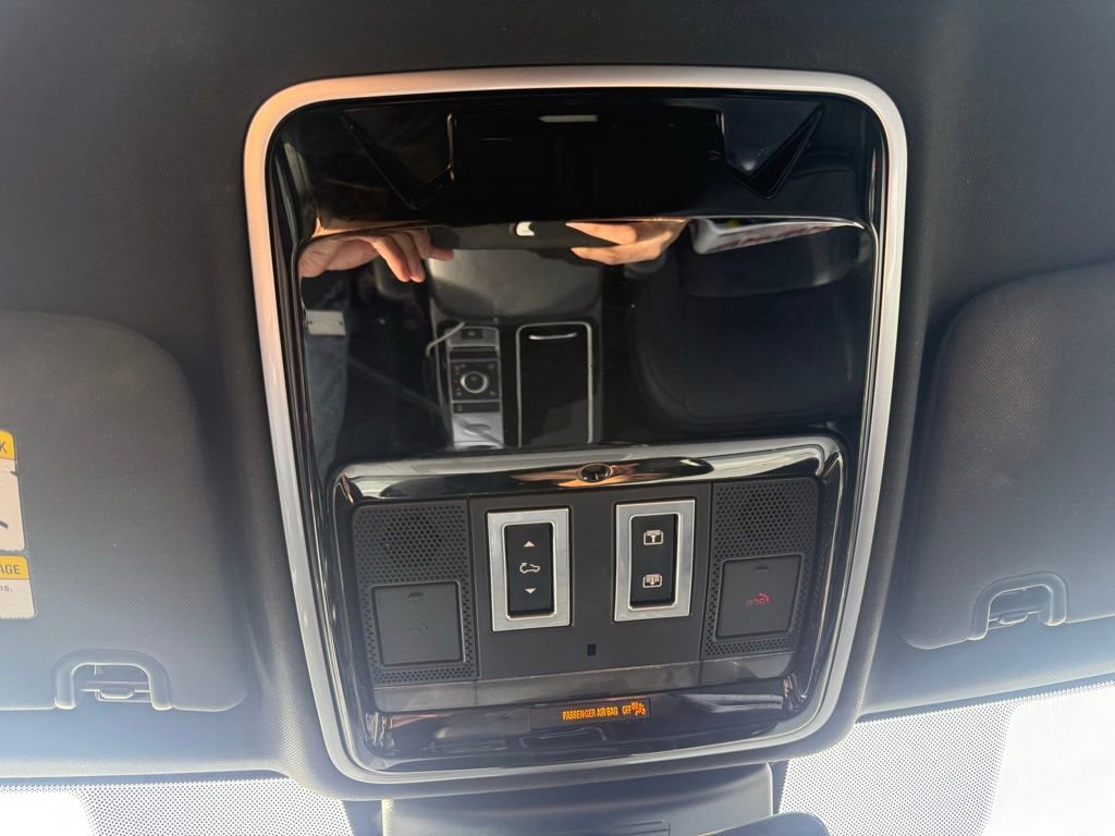 2021 Land Rover Range Rover P525 Westminster Edition LWB