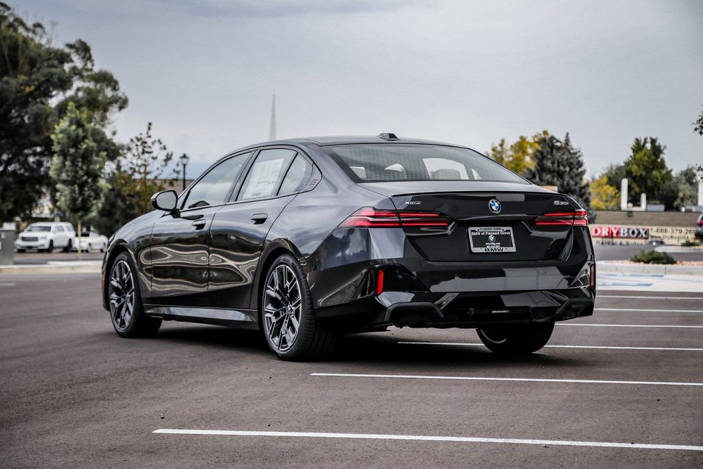 2026 BMW 530i xDrive