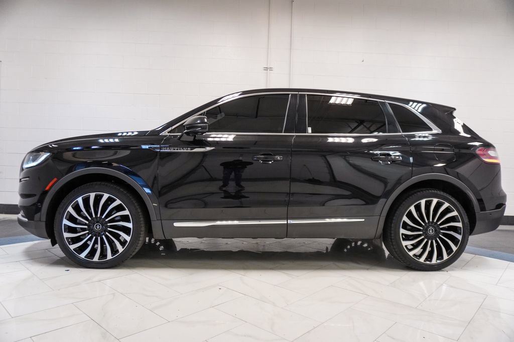 2022 Lincoln Nautilus Black Label