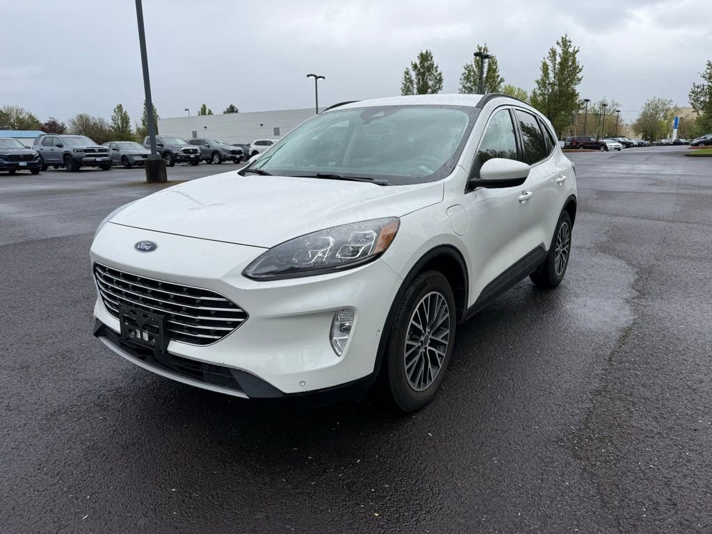 2022 Ford Escape Titanium