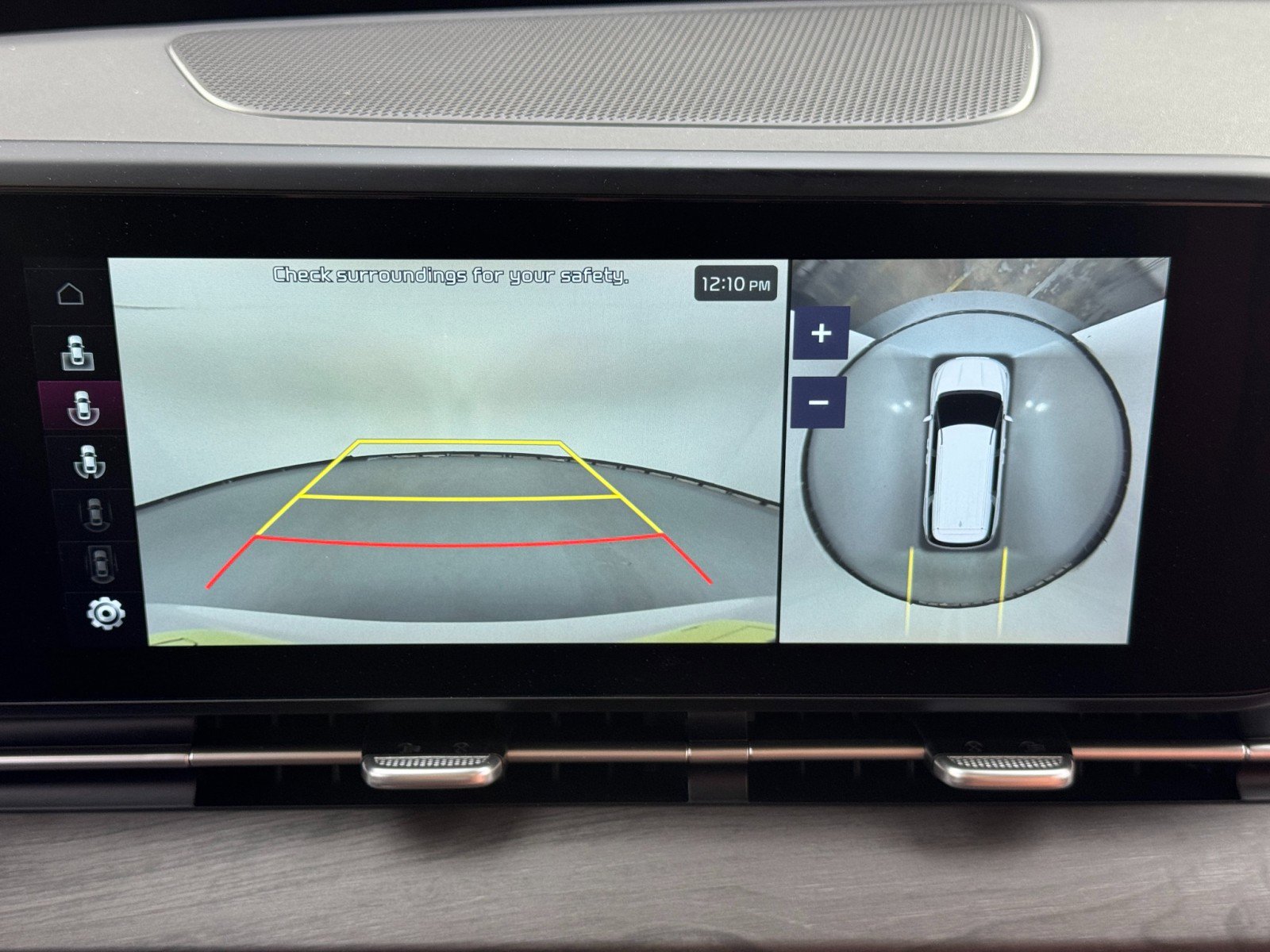 2024 Kia Carnival SX