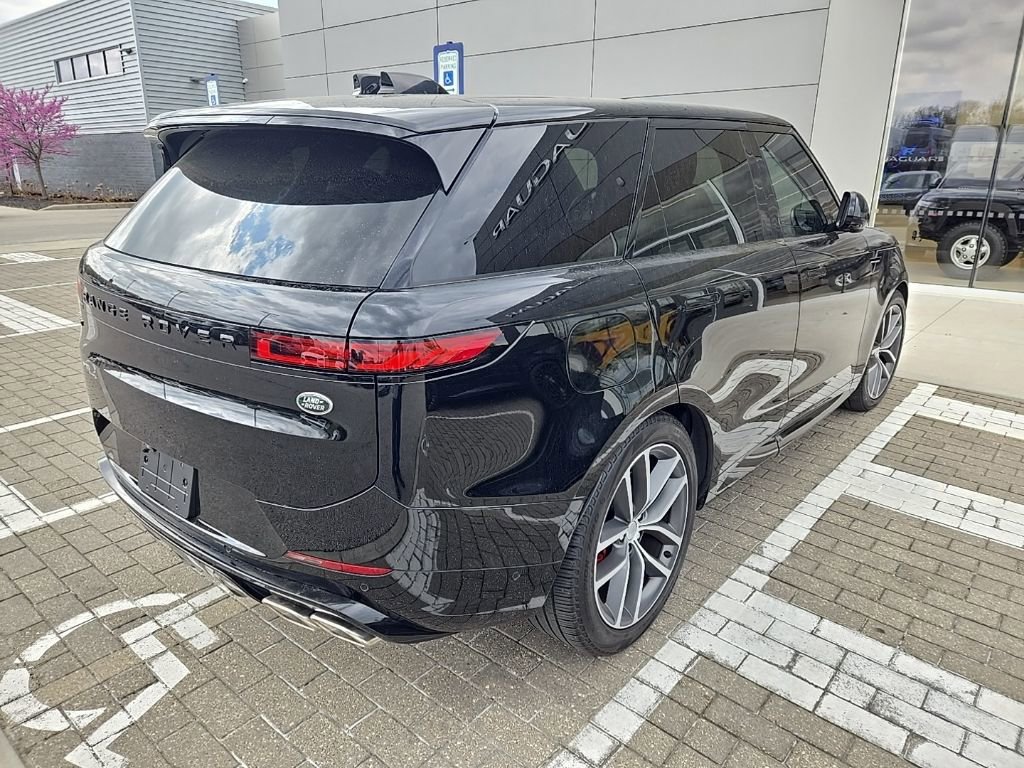 2023 Land Rover Range Rover Sport First Edition