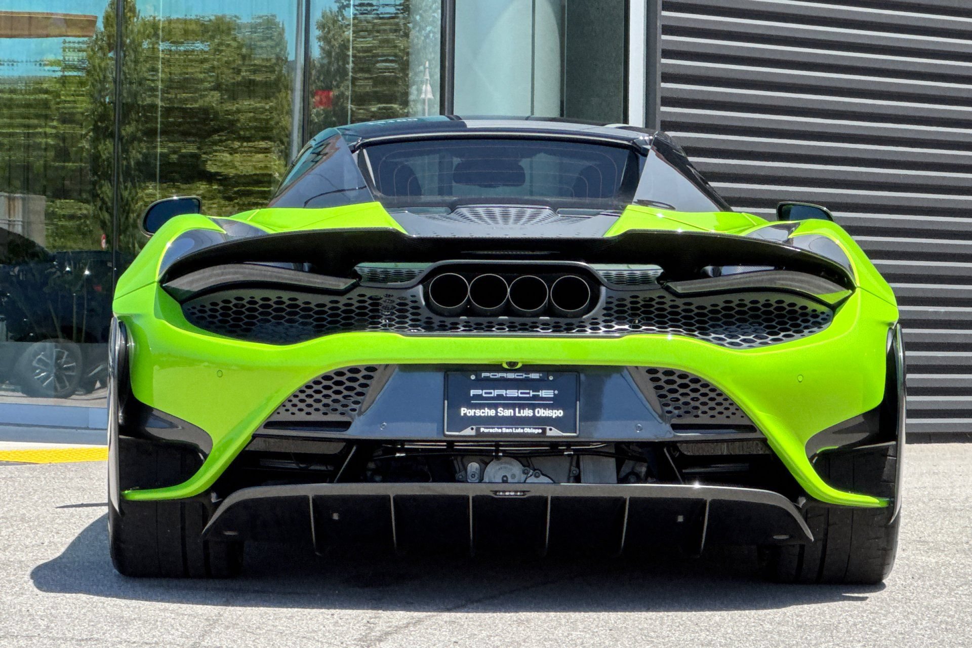 Used 2022 McLaren 765LT photo 7
