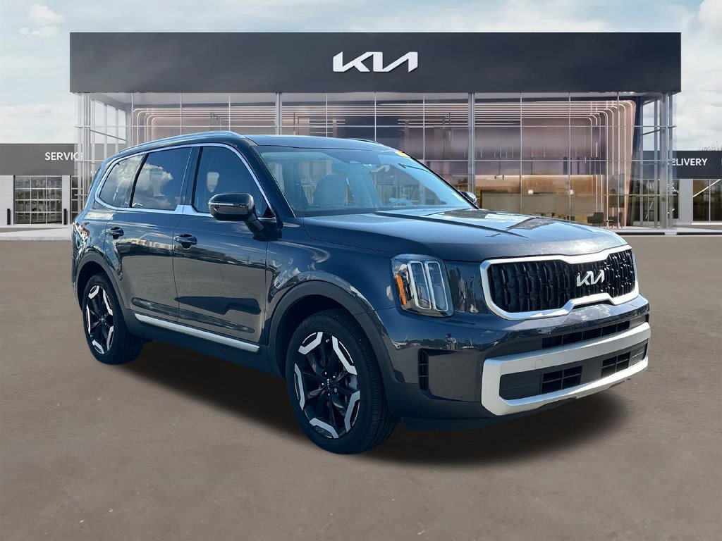 Certified 2025 Kia Telluride EX w/ EX Captain's Chair Package