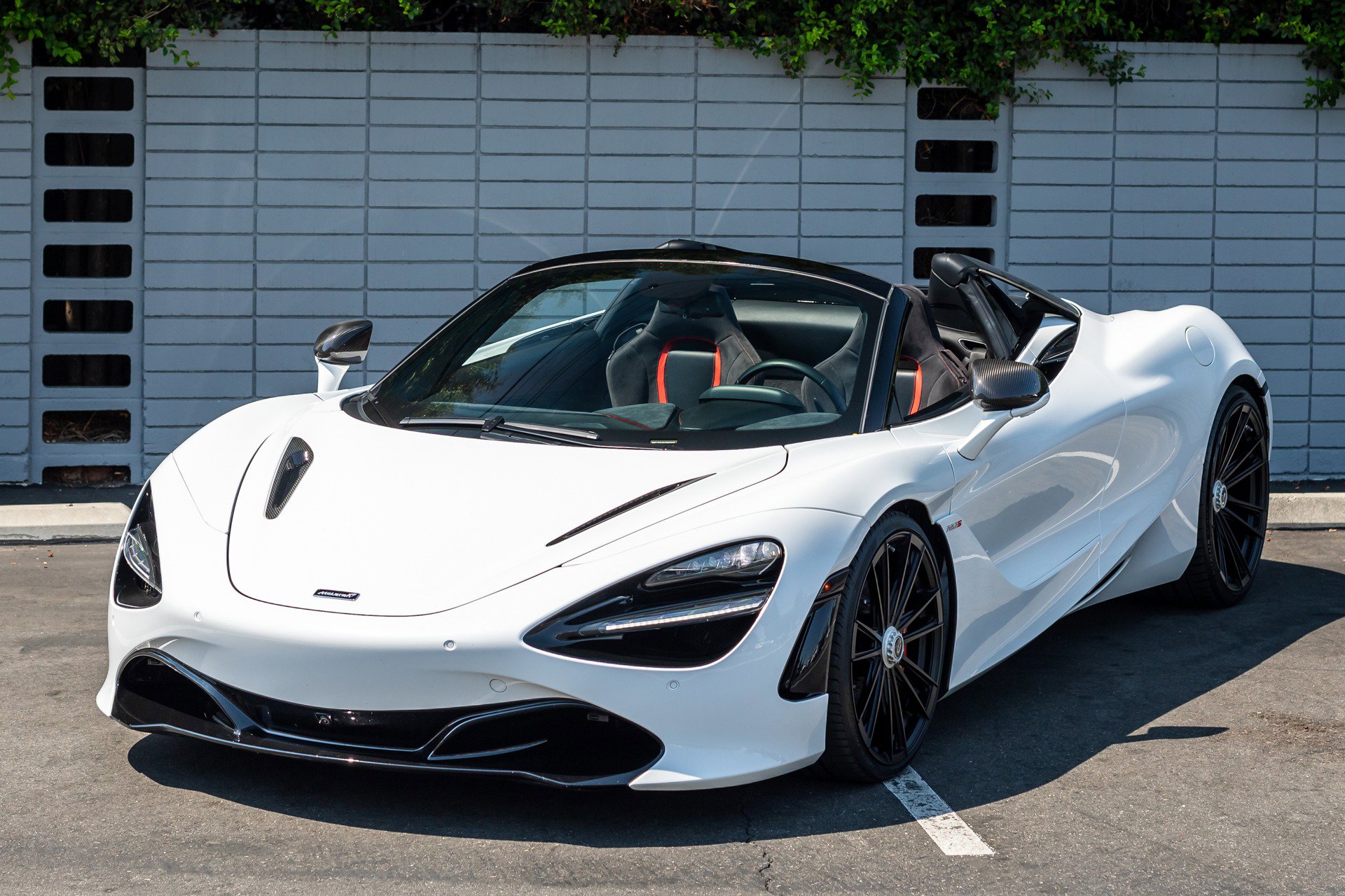 Used 2020 McLaren 720S Performance photo 15