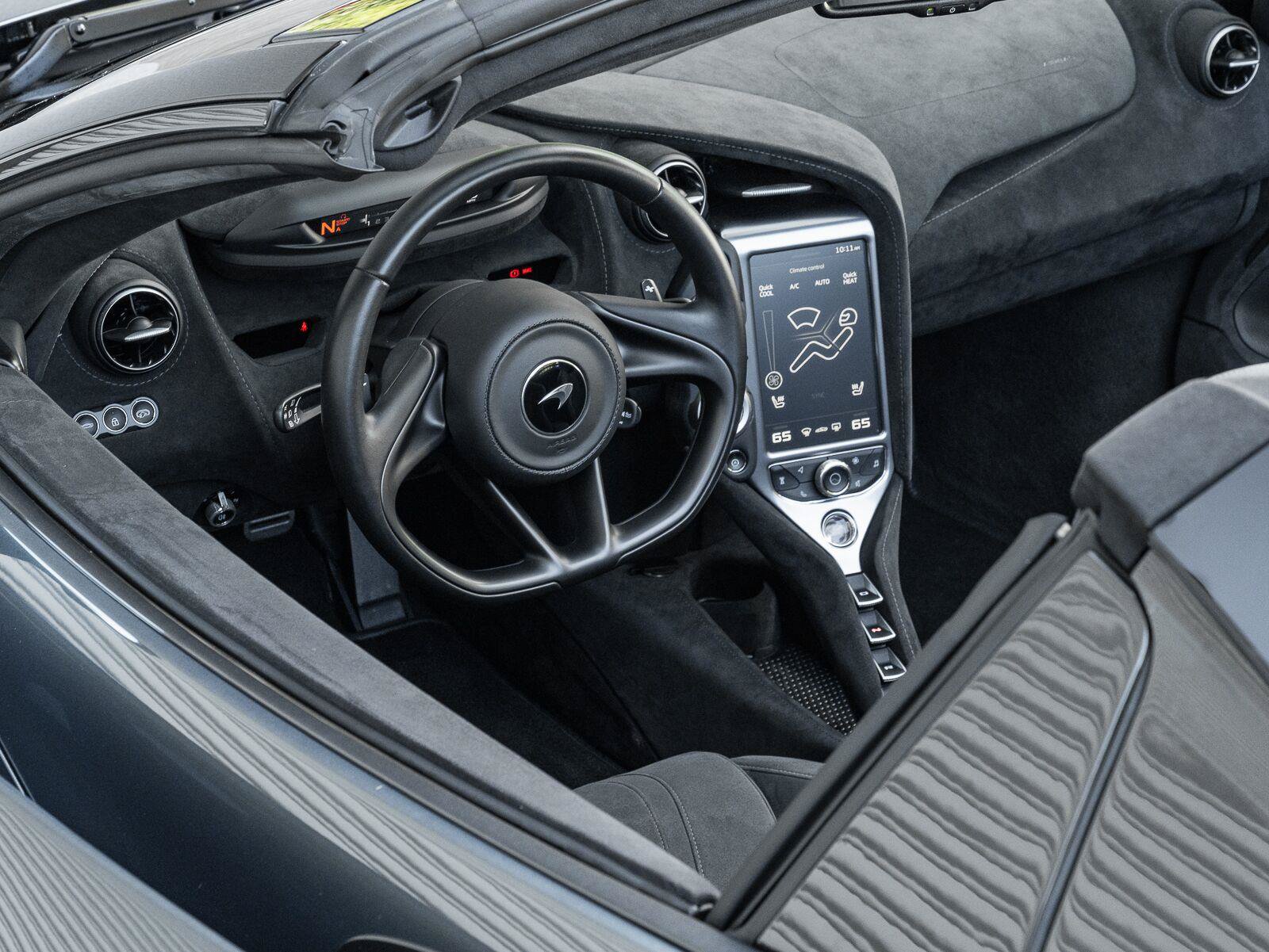 Used 2020 McLaren 720S Spider photo 20