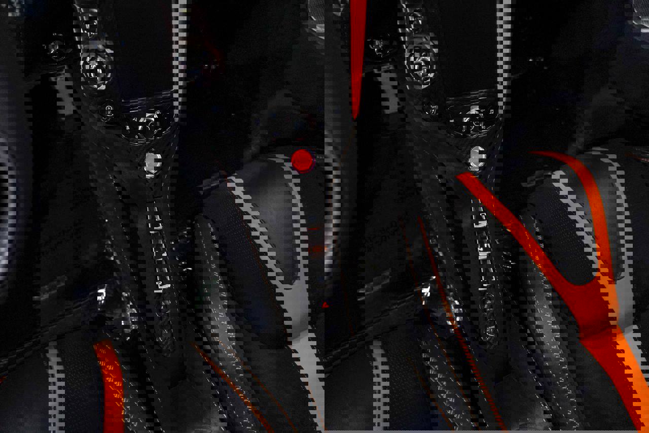 Used 2018 McLaren 720S Performance photo 13