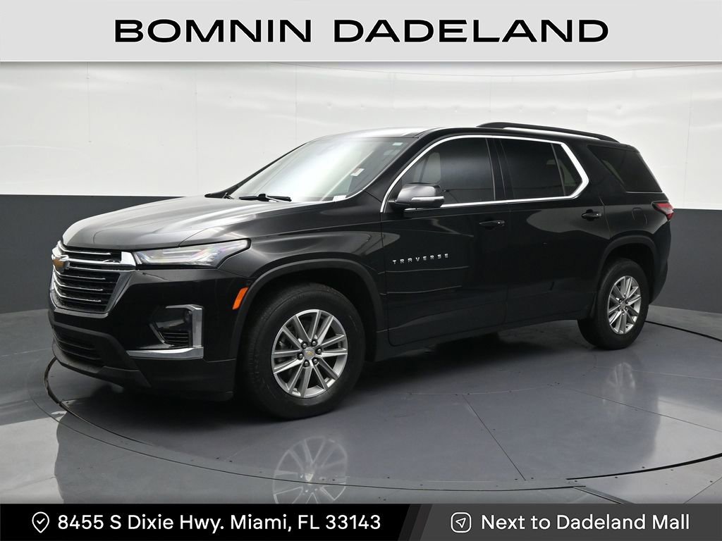 Used 2023 Chevrolet Traverse LT