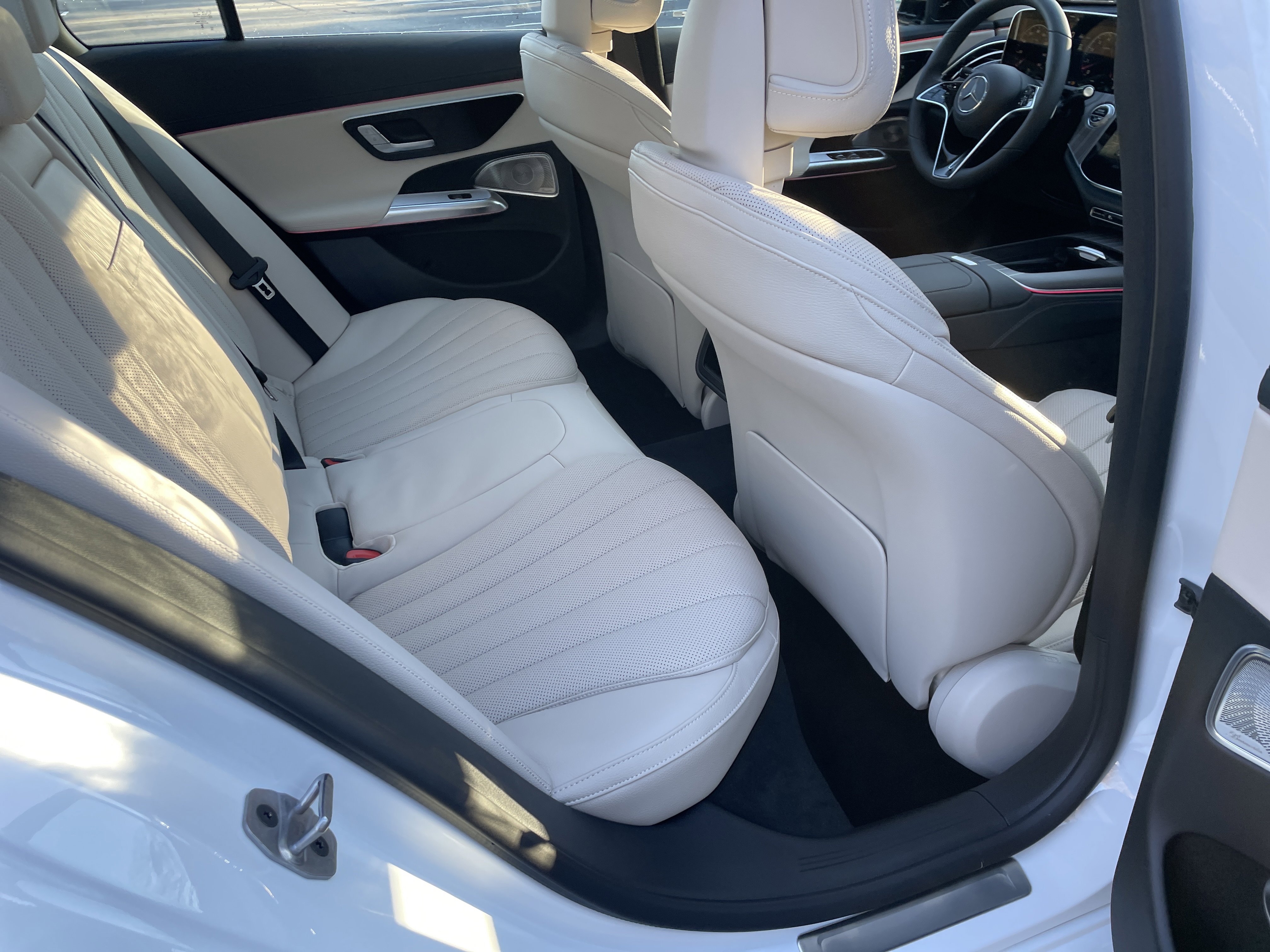 2026 Mercedes-Benz E 450 4MATIC Sedan