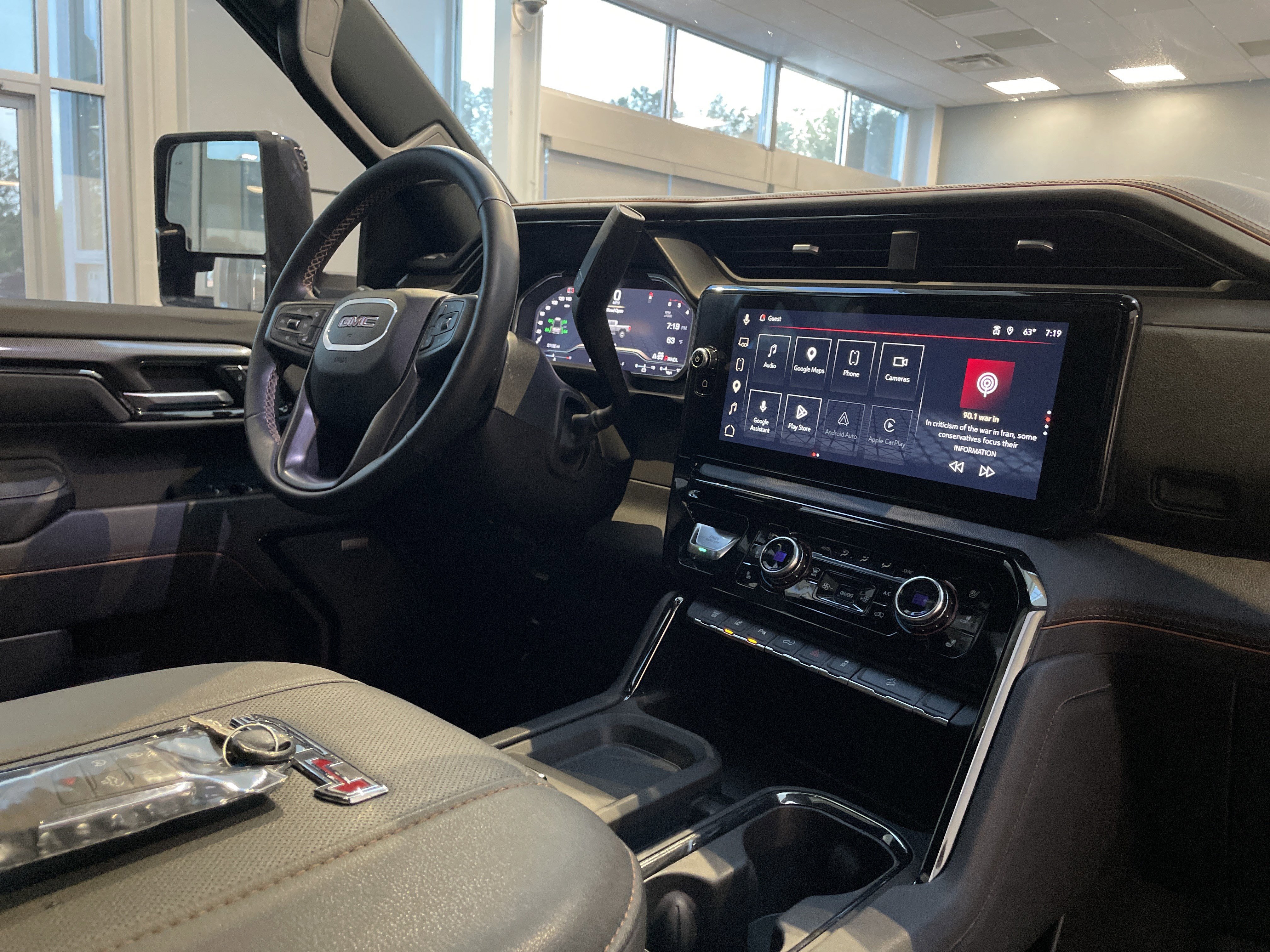 2024 GMC Sierra 2500 AT4