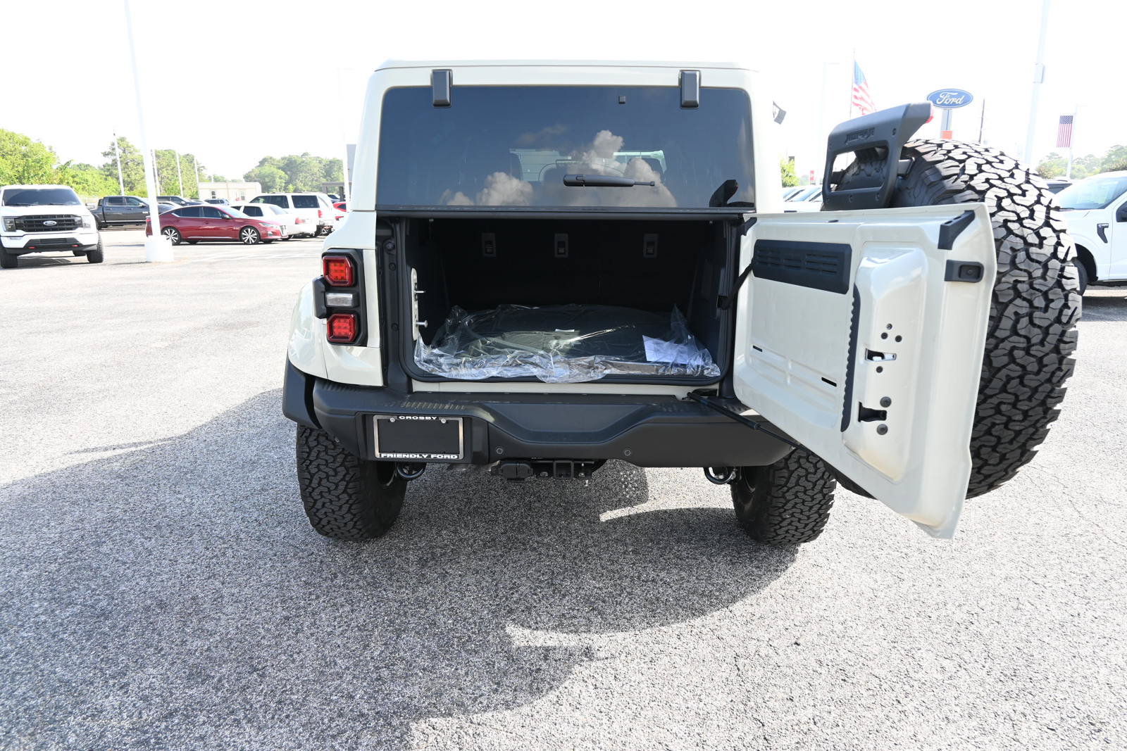 Photo 6