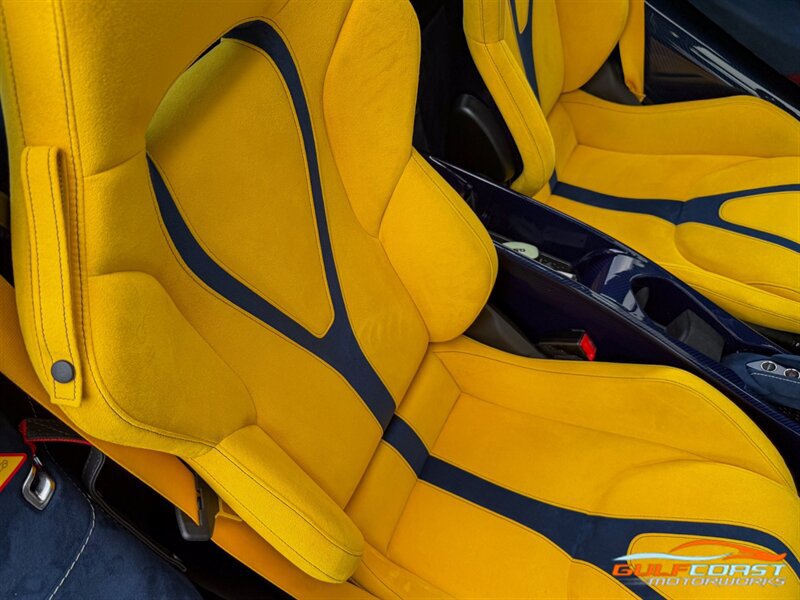 Used 2021 McLaren 765LT photo 37