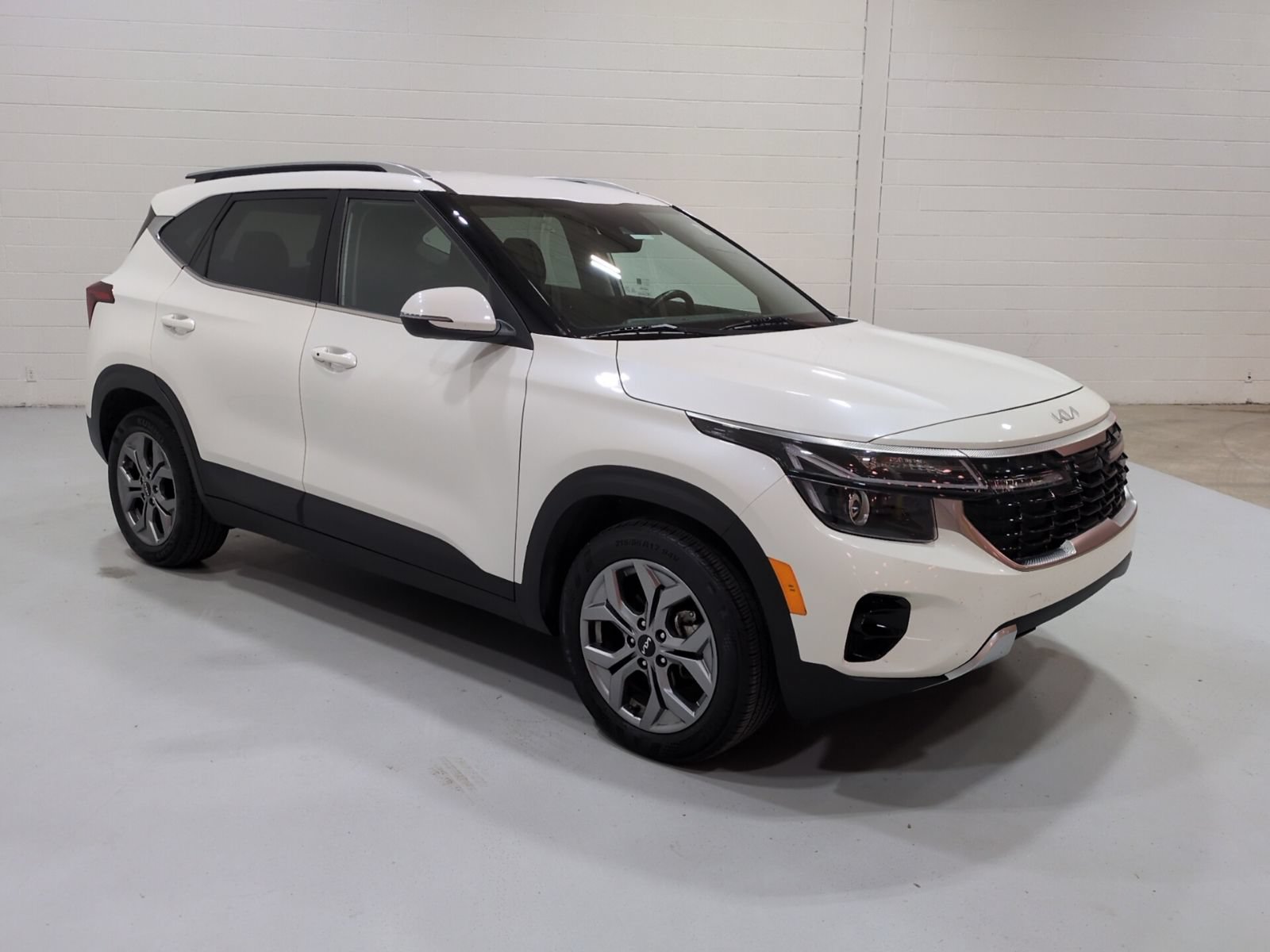 Certified 2024 Kia Seltos S