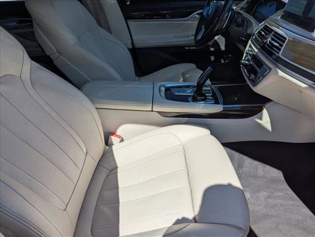 2018 BMW 740e xDrive