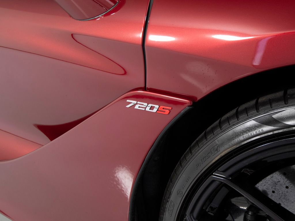 Used 2022 McLaren 720S Luxury photo 40