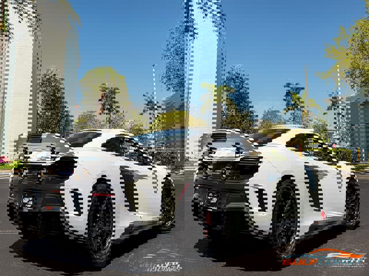 Used 2016 McLaren 675LT photo 61