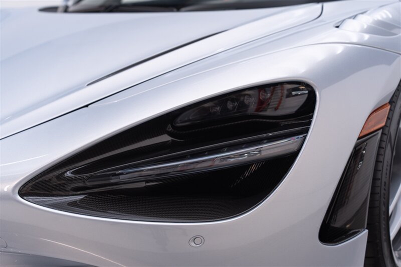 Used 2024 McLaren 750S Spider photo 42