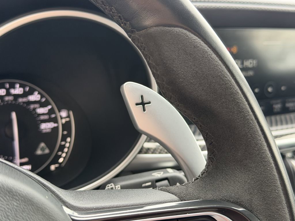 2022 Alfa Romeo Stelvio Quadrifoglio