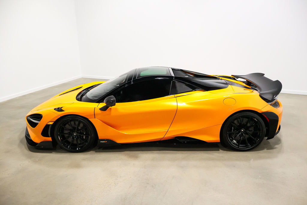 Used 2022 McLaren 765LT photo 22
