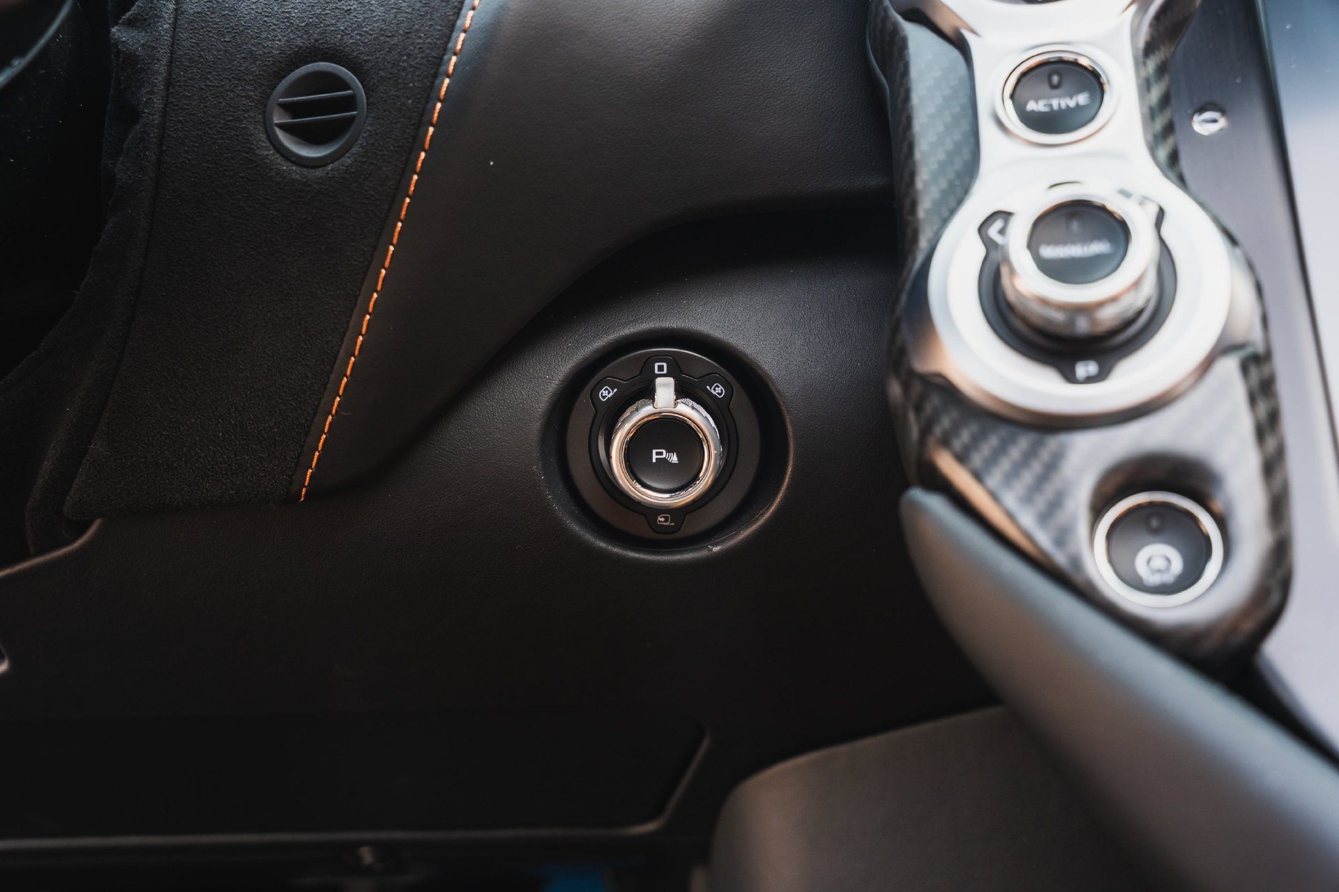 Used 2022 McLaren 765LT photo 55