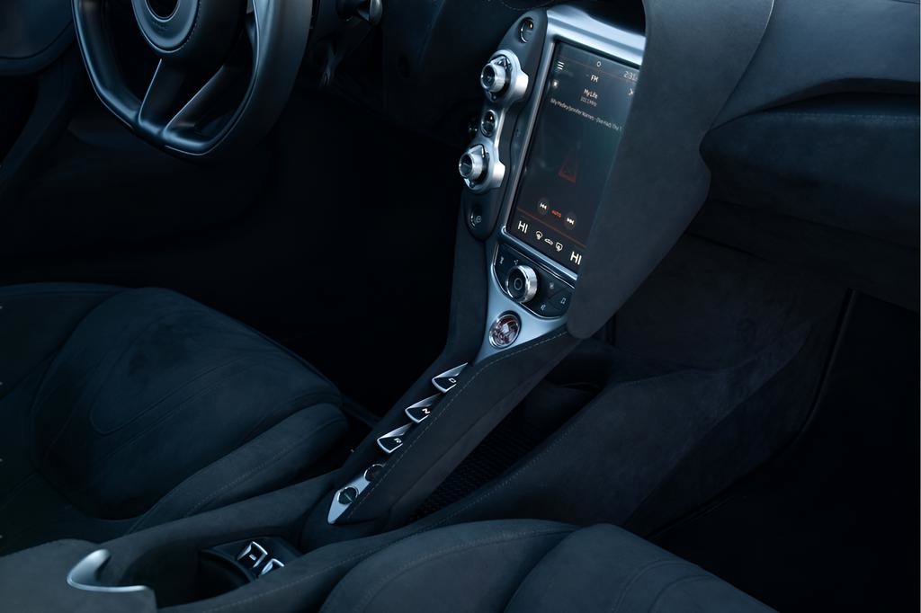 Used 2020 McLaren 720S Spider photo 48