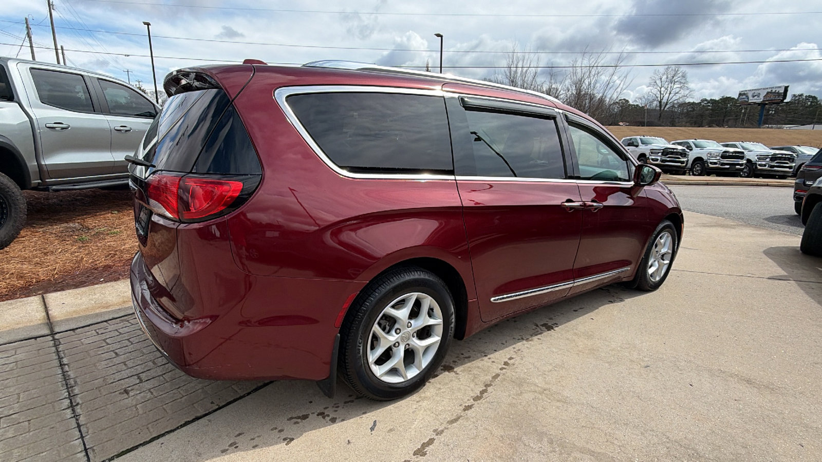 2018 Chrysler Pacifica Touring-L