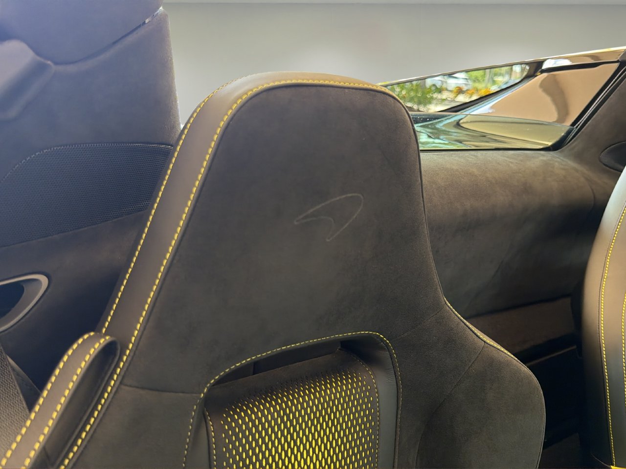 Used 2025 McLaren 750S Spider photo 24