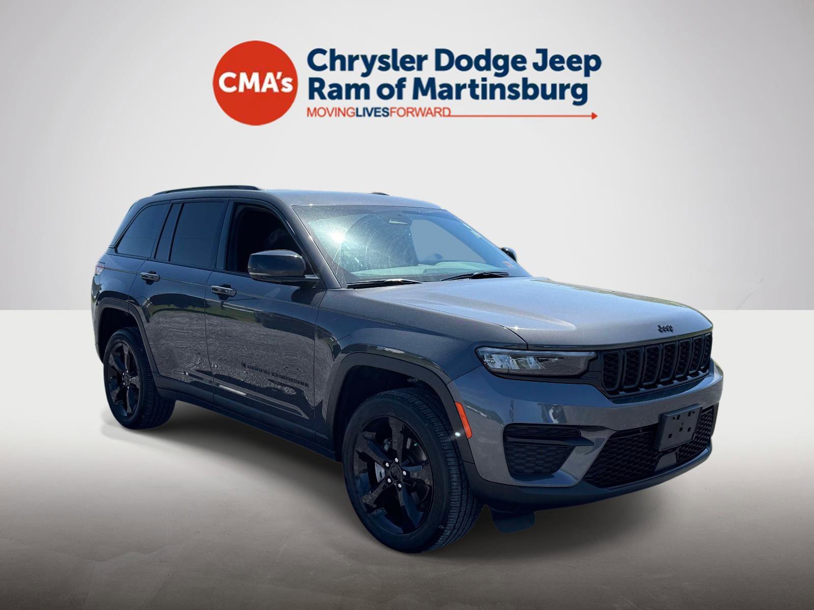 Used 2025 Jeep Grand Cherokee Altitude
