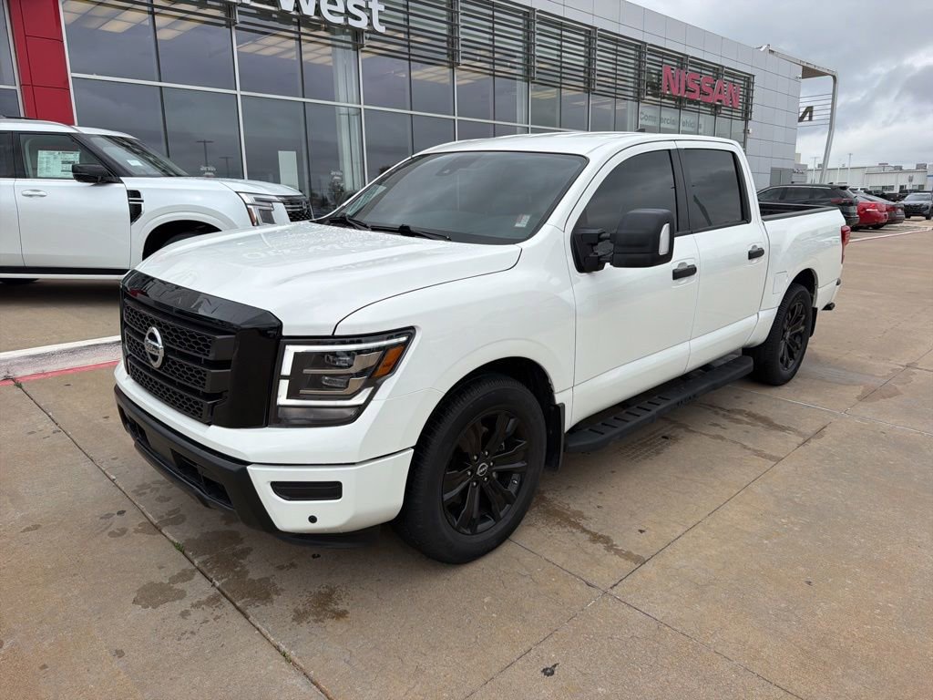 Used 2023 Nissan Titan SV w/ SV Convenience Package
