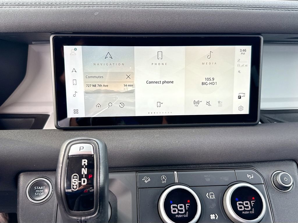 2023 Land Rover Defender 90 SE