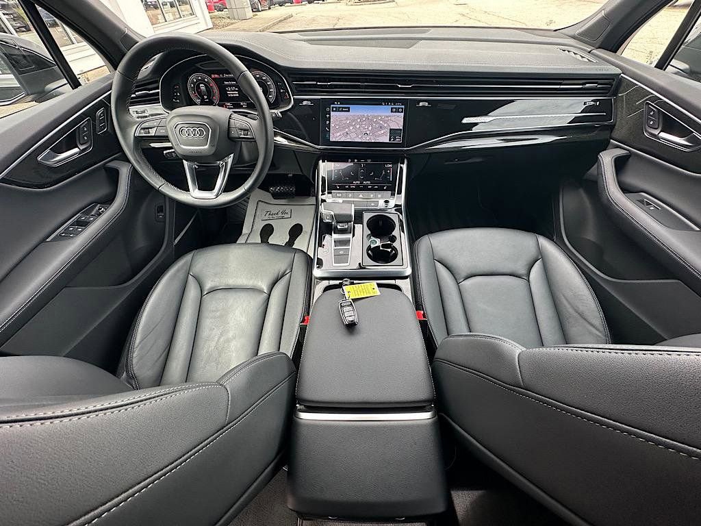 2025 Audi Q7 3.0T Premium Plus