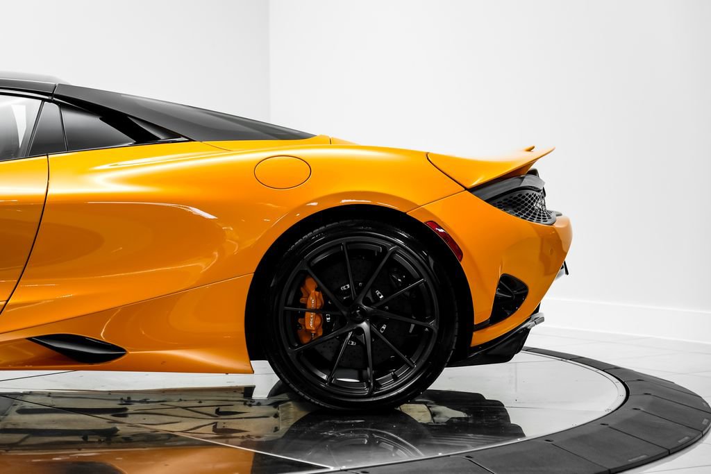 Used 2026 McLaren 750S Spider photo 15