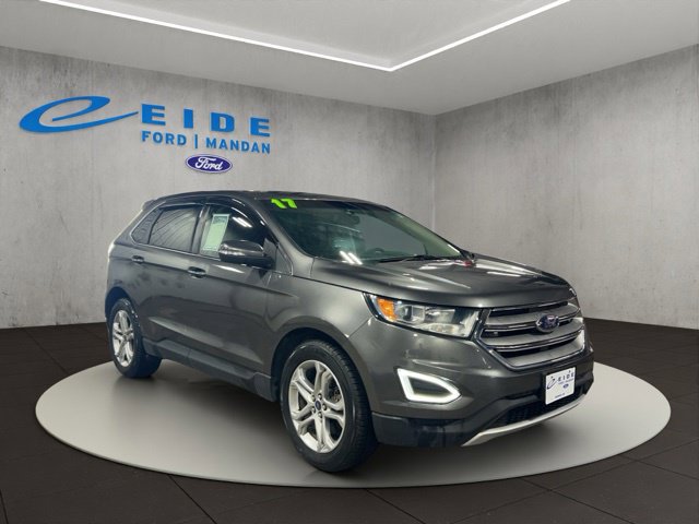 Used 2017 Ford Edge Titanium w/ Technology Package