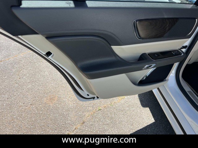 2018 Lincoln Continental Select