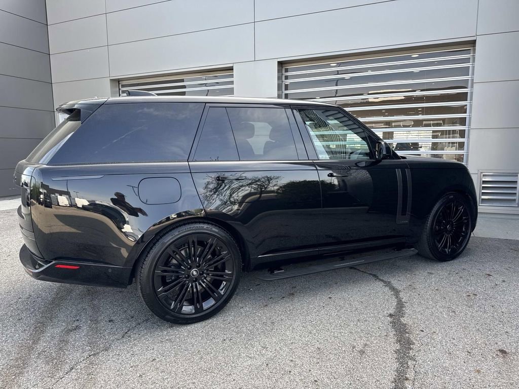 2025 Land Rover Range Rover Autobiography