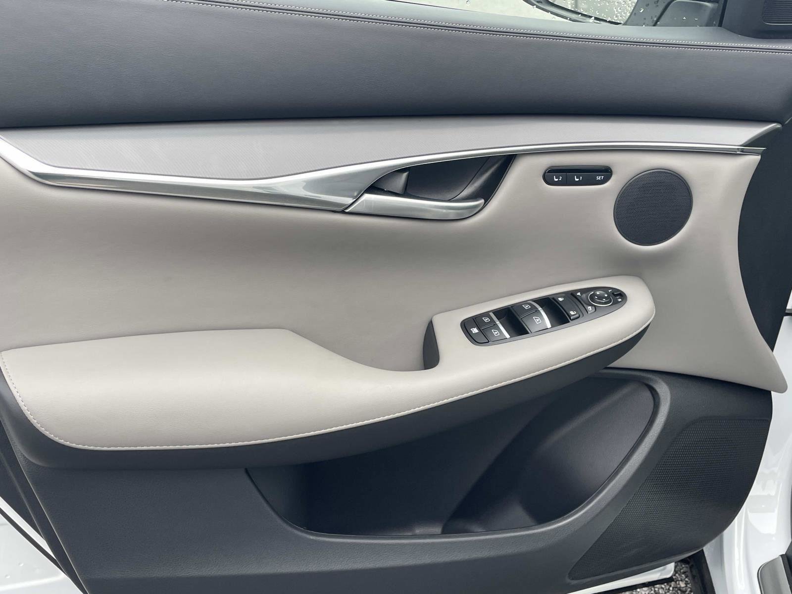 2025 INFINITI Qx50 Luxe