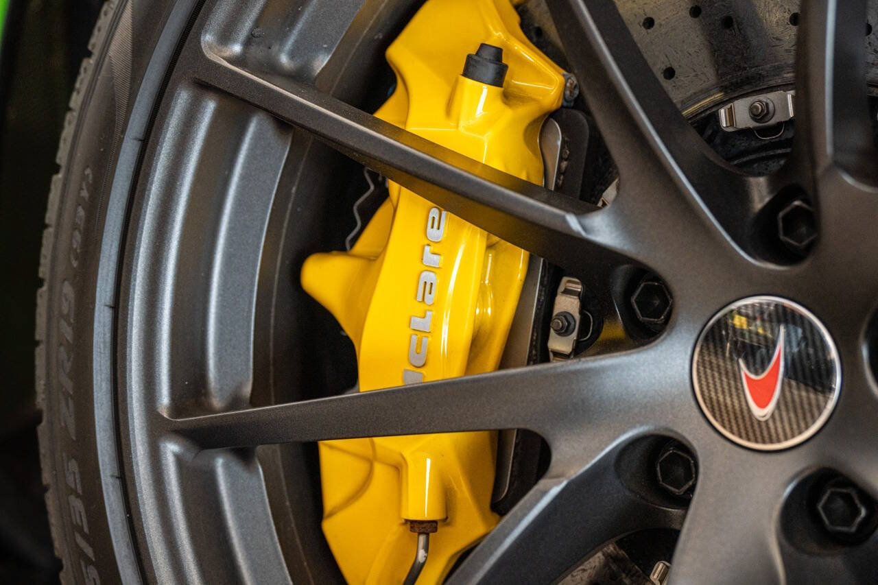 Used 2018 McLaren 720S Performance photo 9