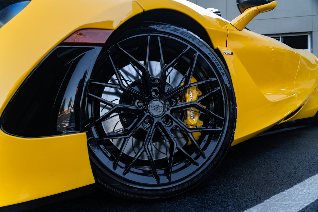 Used 2021 McLaren 720S Luxury 2
