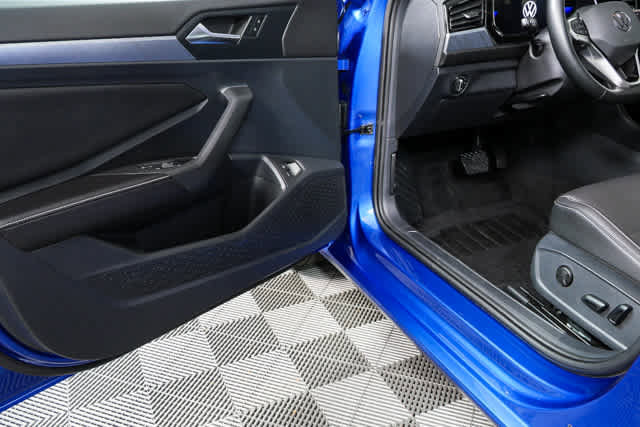 2023 Volkswagen Jetta SE