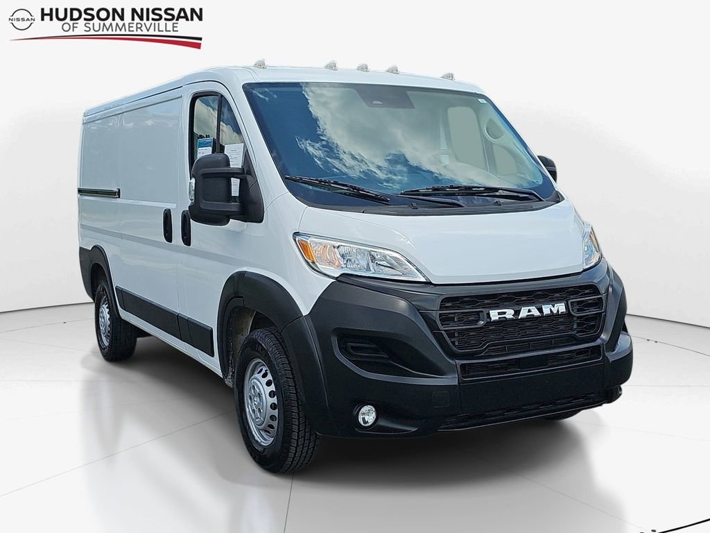 Used 2025 RAM ProMaster 2500 w/ Convenience Group